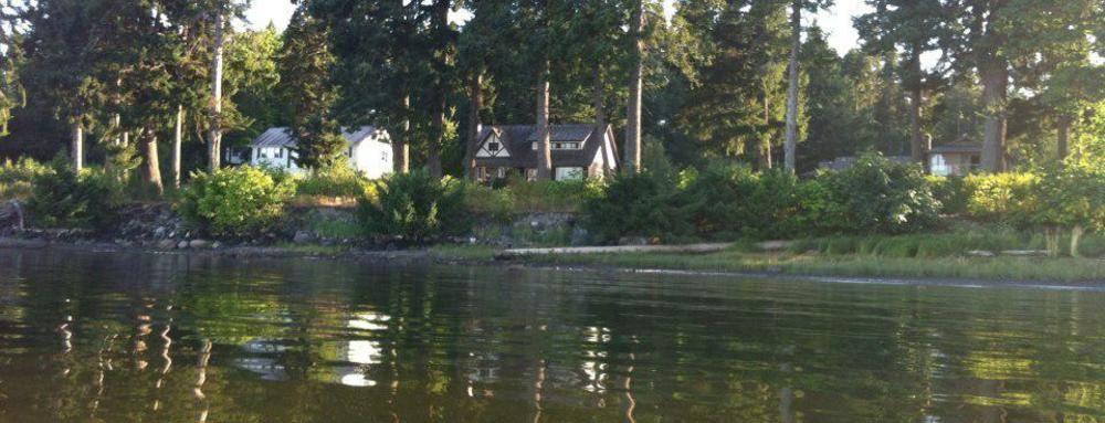 Queenfisher Hotel Comox Exterior photo